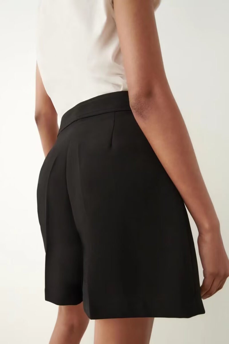High Rise Buttoned Shorts