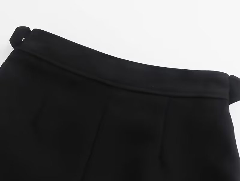 High Rise Buttoned Shorts