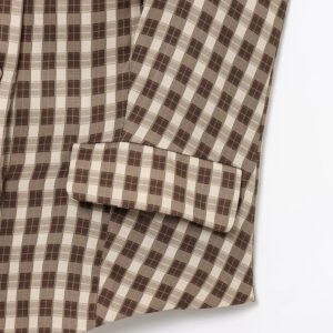 1468910358608478208.jpeg Plaid Button Vest Top