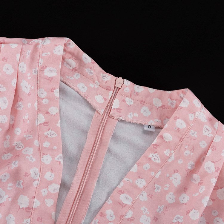 O1CN01G5iG0x2KYCh3xhiiF_2212760969568-0-cib.jpg Floral V-Neck Mini Dress
