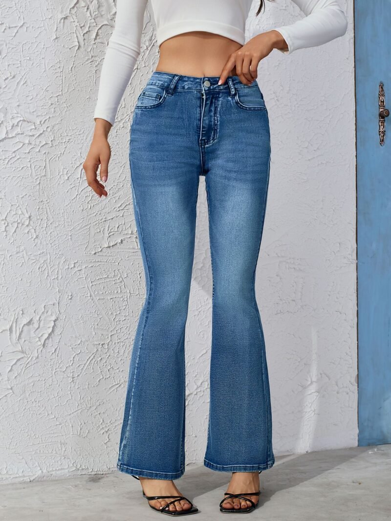 O1CN01KmvCwS1hxbaW4uv3b_2219869834344-0-cib.jpg High Rise Bootcut Jeans