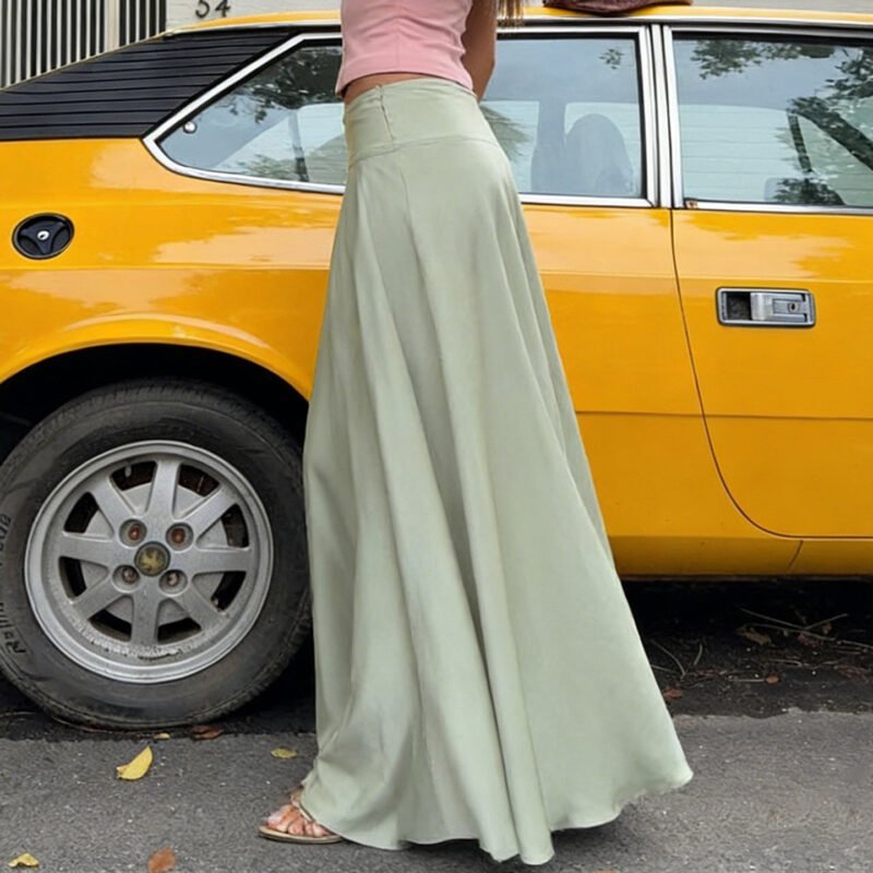O1CN01M3EXGO1Eiq0mqcFkH_2220322850386-0-cib.jpg Glossy A-Line Maxi Skirt