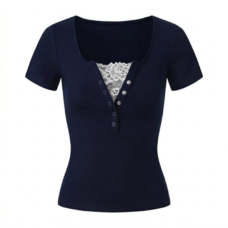 O1CN01P2VANx1uAgLHLBkRD_2868995997-0-cib.jpg Lace Trim V-Neck Top