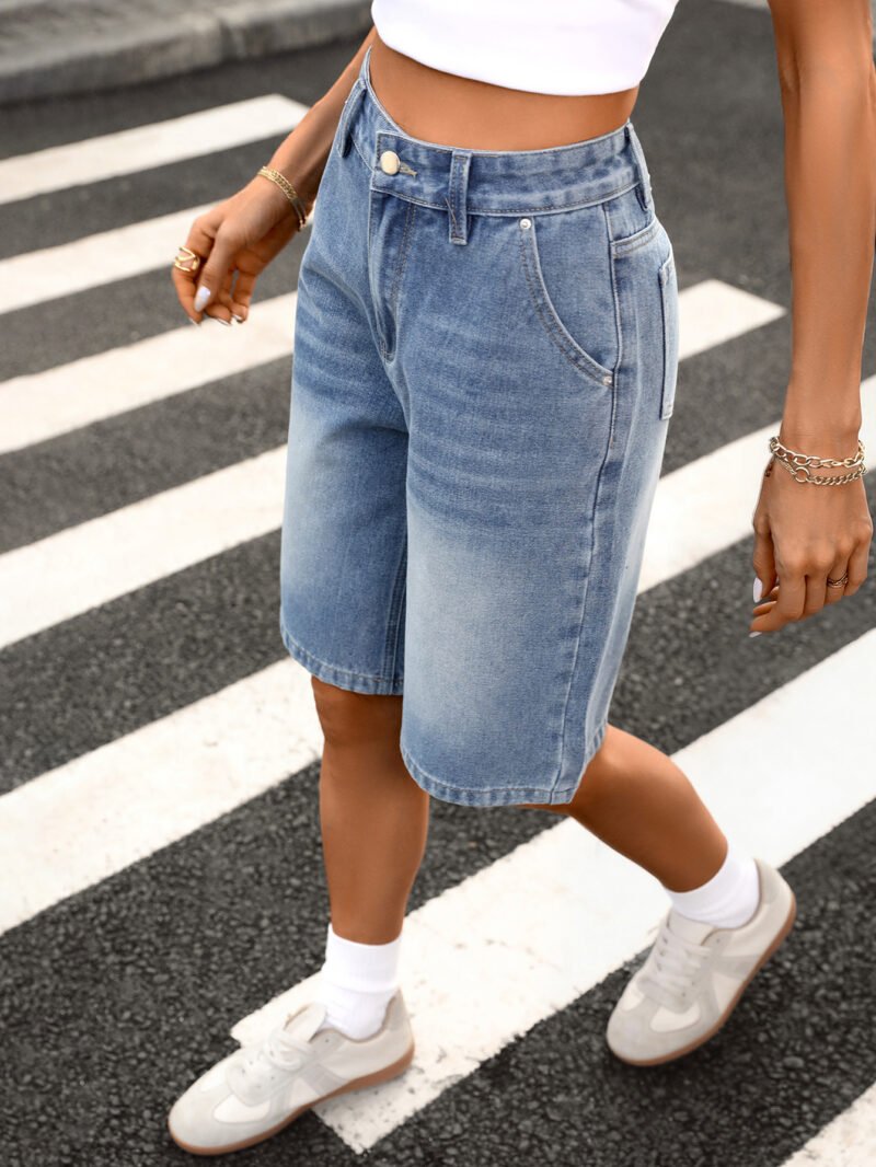 O1CN01QUZUS027j77eMnoZZ_2209232507832-0-cib.jpg High Rise Denim Shorts