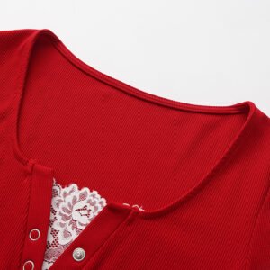 O1CN01VWBwGU1uAgLCRT6lD_2868995997-0-cib.jpg Lace Trim V-Neck Top