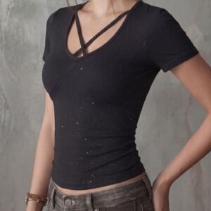 O1CN01mPaWp31QQJNx35YKn_2216361781970-0-cib.jpg Cutout Slim Fit Top